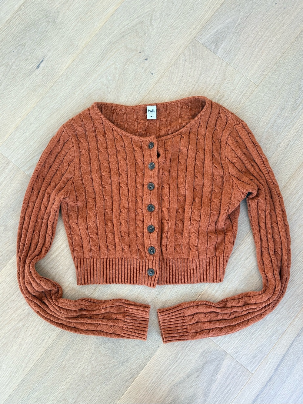 Simons Rust Cable-Knit Cropped Button Cardigan